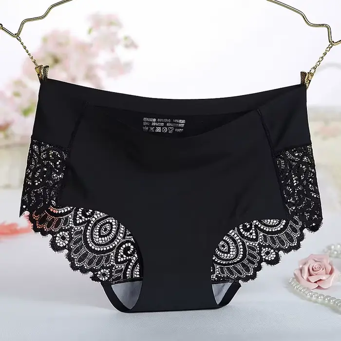 Culotte en dentelle sans couture pour femme