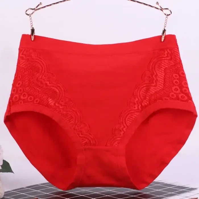 Taille haute en coton pour femme d'âge moyen