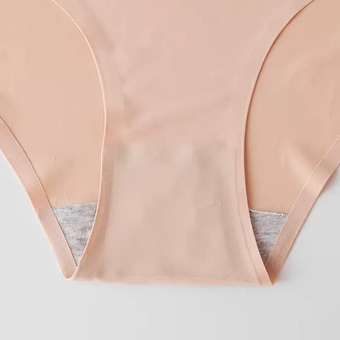 Sans couture femmes culottes soie Satin femme sous-vêtements confortable Lingerie sport respirant slips offre spéciale