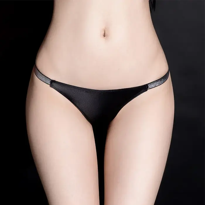 Culotte transparente taille basse pour femmes