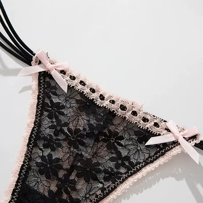 Culottes en dentelle à nœud sexy