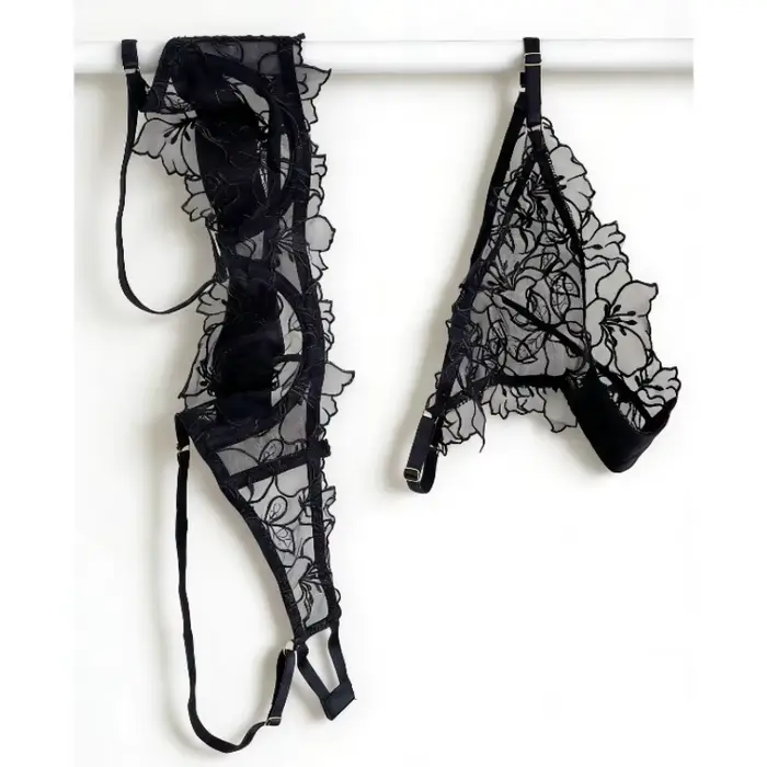 Ensemble de soutien-gorge rembourré pour petite poitrine