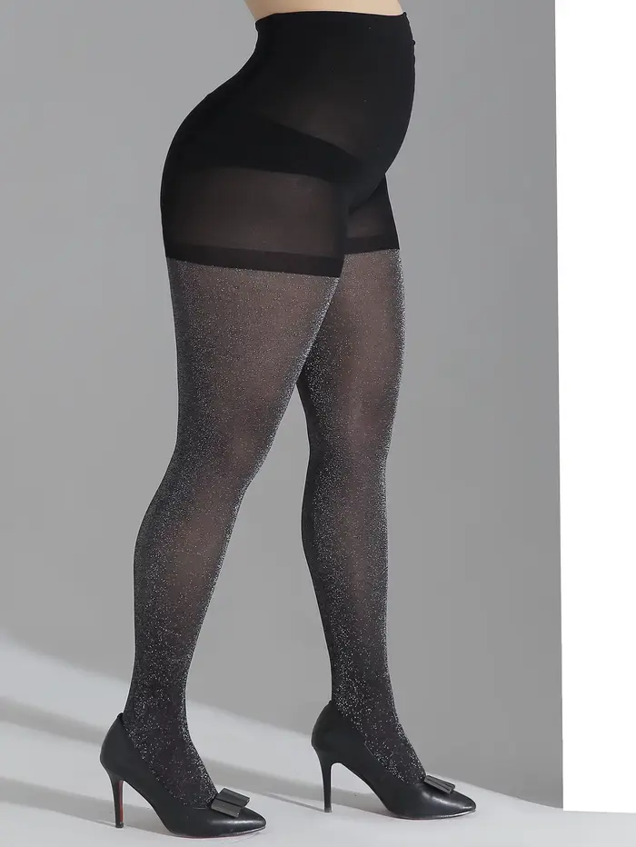 Une paire de collants surdimensionnés argentés brillants