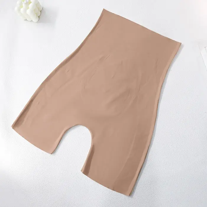 Pantalon gainant grande taille pour femme avec design amincissant le ventre