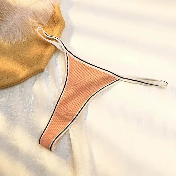 Culotte string une pièce sexy taille basse sans coutures en coton antibactérien pour femme