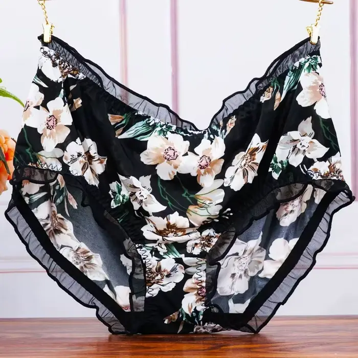 Grande taille taille moyenne femmes culottes mode impression slips sous-vêtements dames Sexy dentelle volants sans couture élastique caleçon Lingerie
